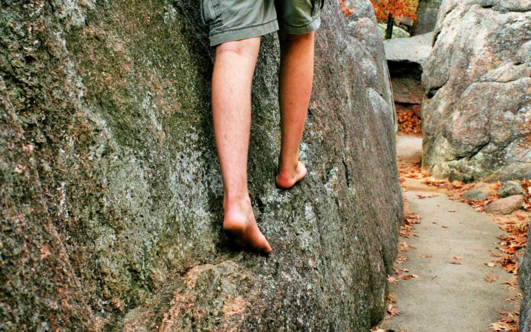 Climbing barefoot: How to climb V17 with no shoes